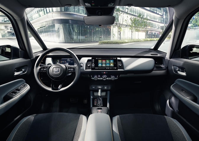 Honda - JAZZ FULL HYBRID - Richiedi test drive