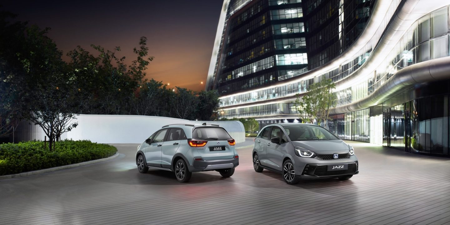 Honda- JAZZ FULL HYBRID - Richiedi test drive